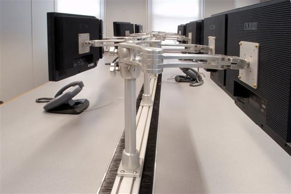 Linear Desk 5 - Flat Top